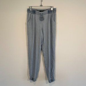 Aritzia Talula chambray joggers